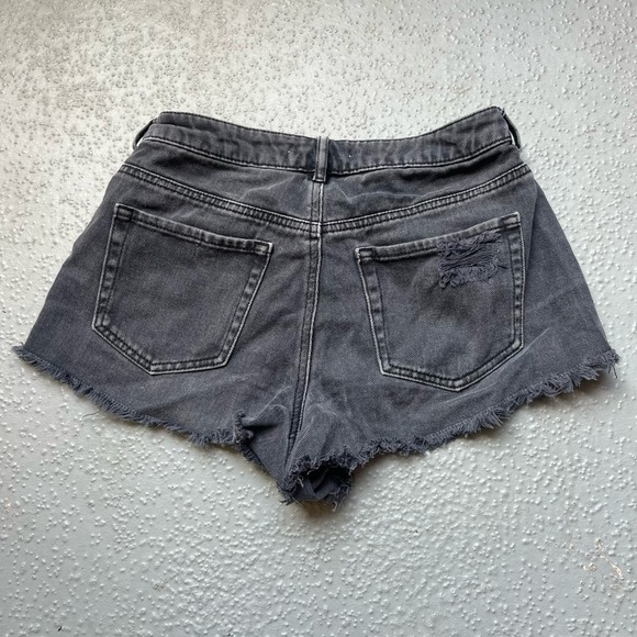 PacSun Distressed Denim Shorts Frayed Hem‎ Black Wash Juniors Size 26 - Picture 2 of 6